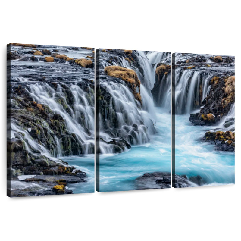 Cascade d'Alvord Bruarfoss en Islande I, H 32 po x l 50 po