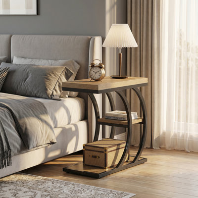 Table de bout naturelle en forme de C avec tablettes de rangement, table d'appoint étroite à 3 niveaux pour le salon, la chambre à coucher et les petits espaces (ensemble de 2)