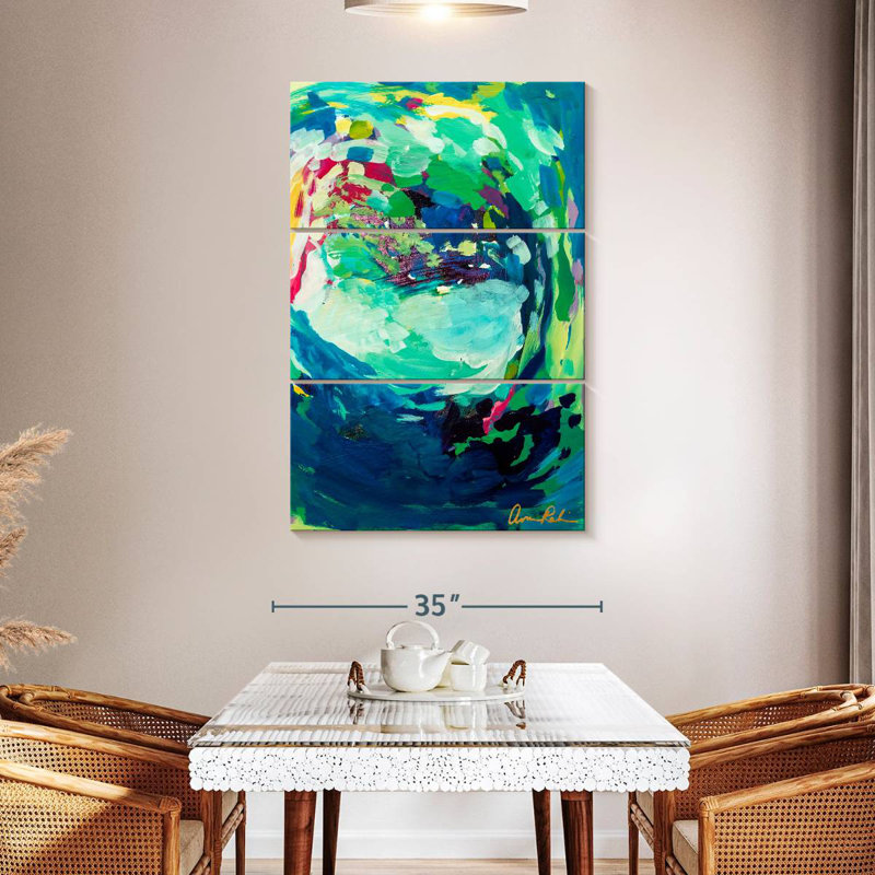 Avery Calico, 50" H x 32" W