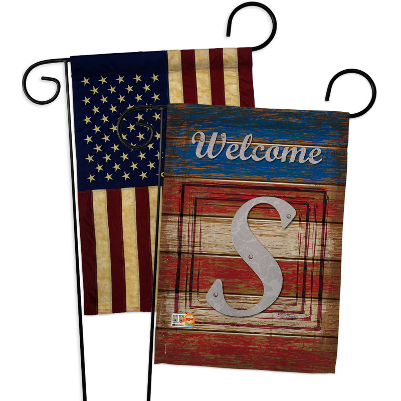 Drapeau de jardin en fibre de verre 19 x 13 po Partughimeos Patriotic I Initiales Impressions, S