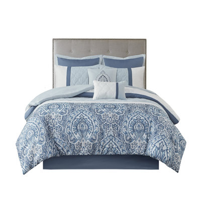 Queen 8 Piece  Comforter Set