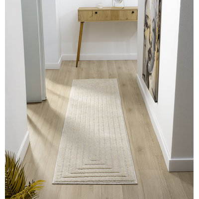 Delvallo Geometric Area Rug