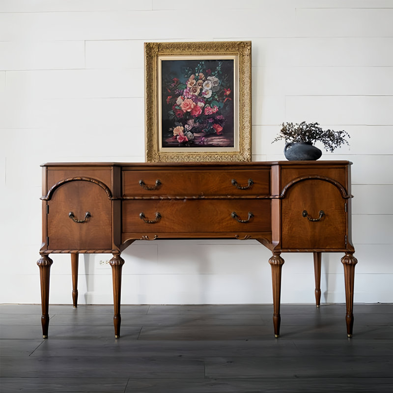 Armoire d'entrée de style français
