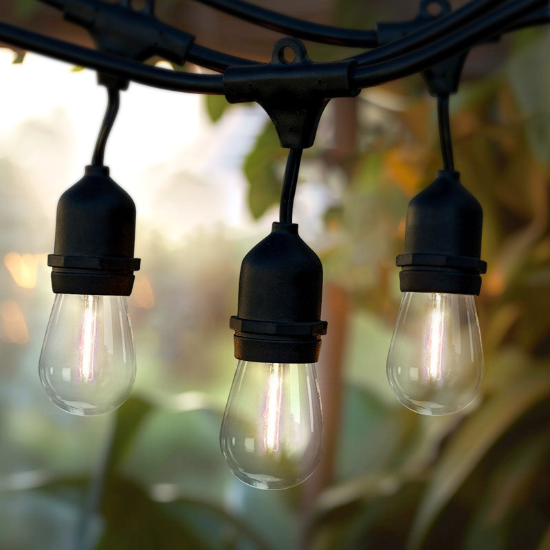 Guirlande de lumières d'extérieur à brancher 48 pi avec 15 ampoules S14 blanc chaud Ambiance Pro, cordon de qualité commerciale résistant aux intempéries