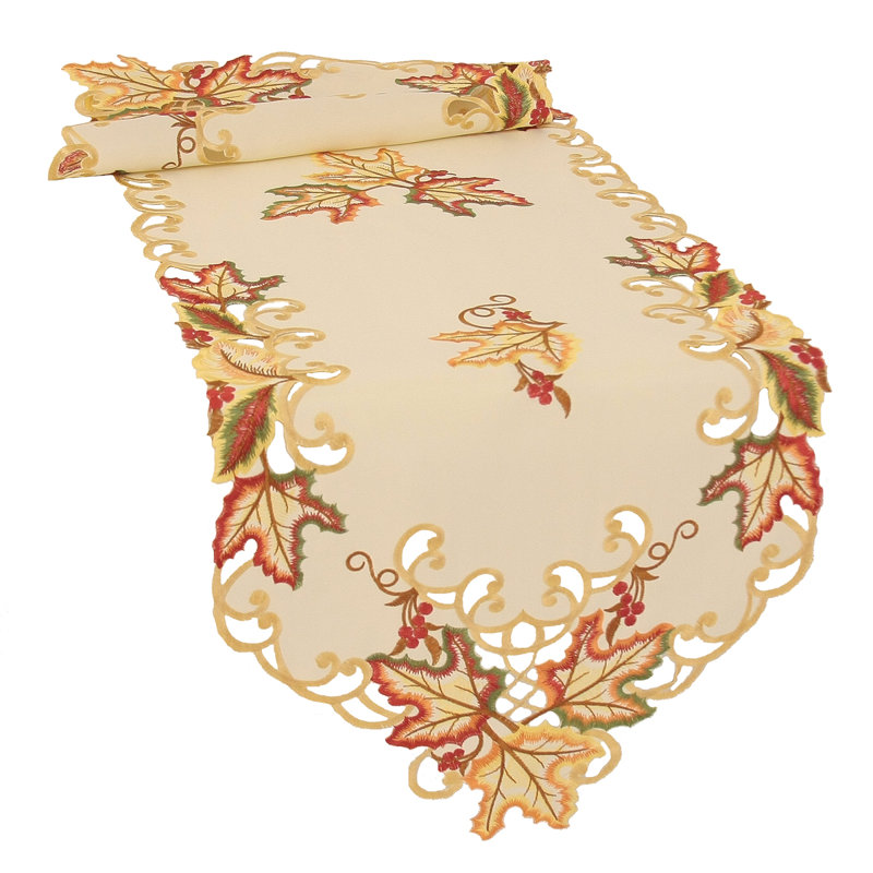 Chemin de table d’automne brodéed nappe Weiland, L 54 po x l 15 po