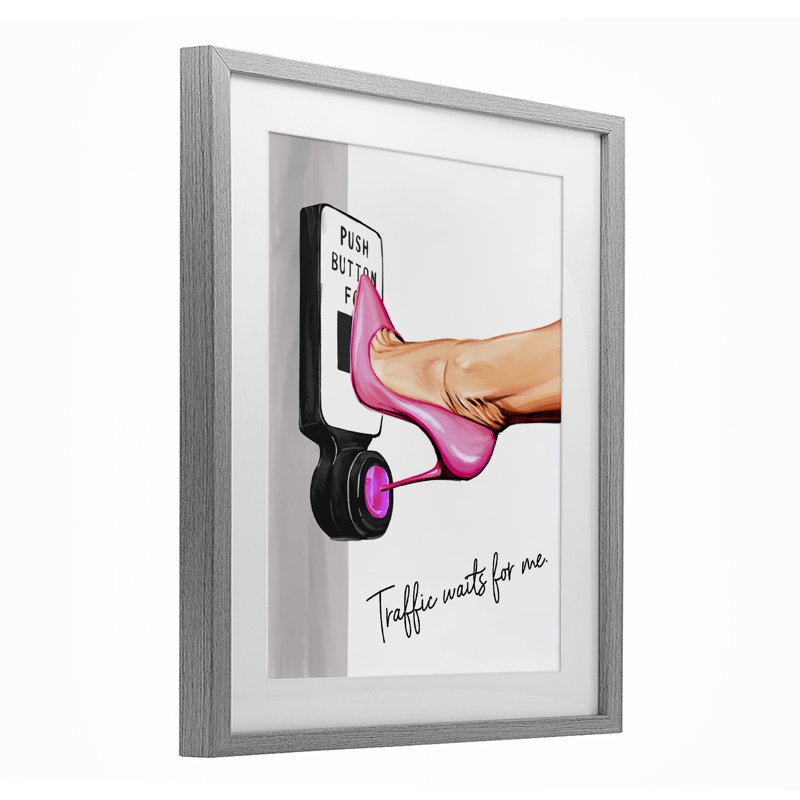 «Trafic Waits for Me Heels», reproduction sous verre encadrée, conception de Ziwei Li, Cadre de ferme gris, H 16 po x l 13 po