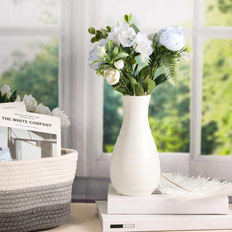Niota Table Vase - Set of 10