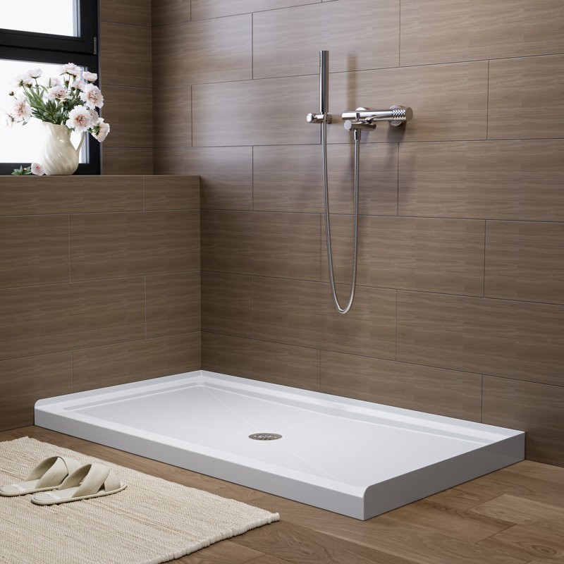 Base de bac de douche en alcôve avec drain central l 60 po x P 32 po, Au centre