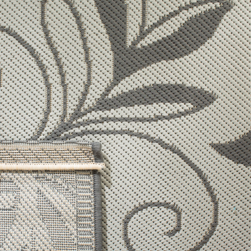 Herefordshire Performance Floral Indoor/Outdoor Area Rug, Rectangle 2' x 3'7"