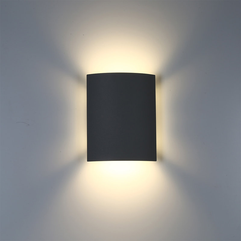 Outdoor LED Wall Mount, 570LM, Black