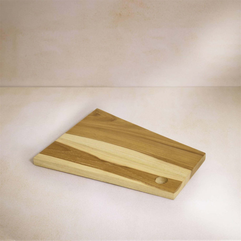 Planche à pain et à fromage en bois de teck fabriquée à la main, conception asymétrique pour une élégance moderne et une fonctionnalité durable