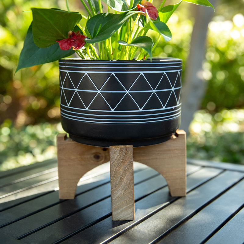 Angelyka Handmade Pot Planter, Black/White, 8.13'' H x 7.5'' W x 7.5'' D