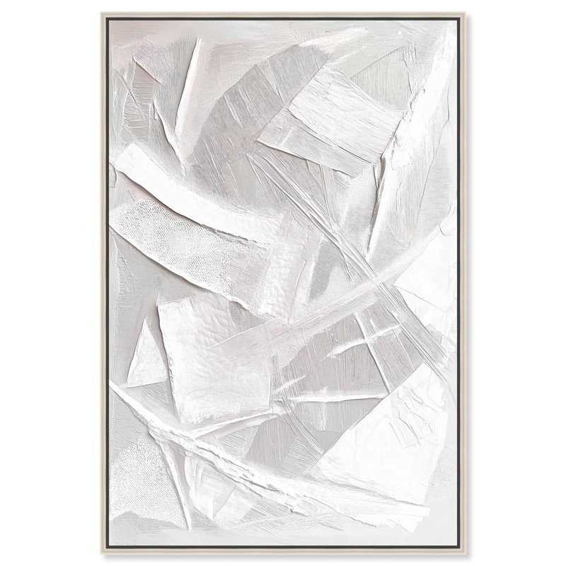 «Thick White Texture II», art mural blanc sur toile , H 55 po x l 37 po, Encadrement argenté