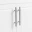 Meuble-lavabo de 30 pouces avec lavabo en céramique lisse et rangement multifonctionnel, parfait pour les salles de bain modernes.