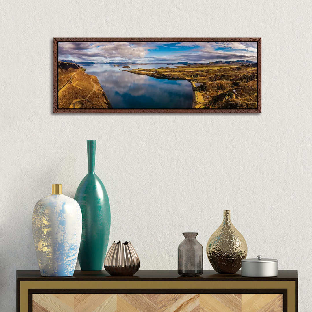 Lake Thingvellir, Thingvellir National Park, Iceland 1PC6