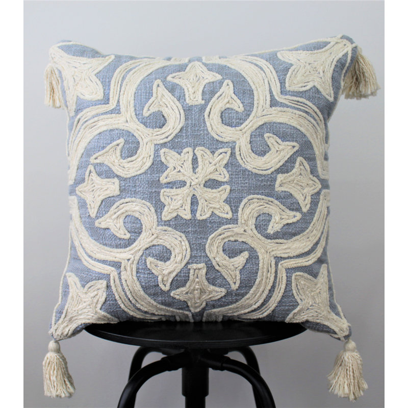Housse de coussin Otton brodée à la main en gris