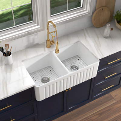 Évier de cuisine à double cuve avec grille d'évier et crépine Athena L 33 po x l 18 po