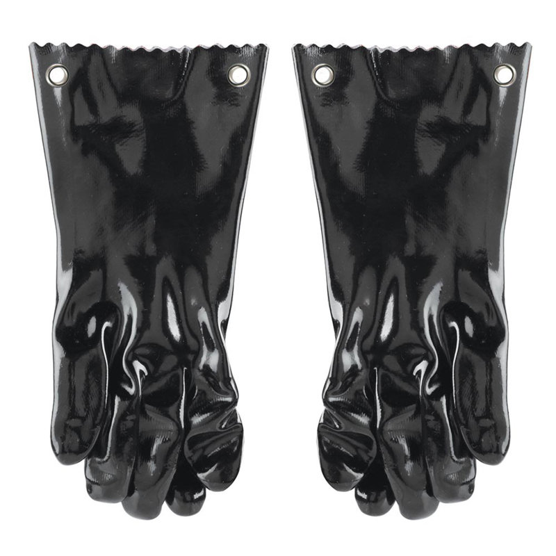 Gants de barbecue isolés