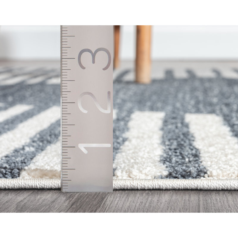 Galey Geometric Indoor Rug, Rectangle 7'9" x 10'2"