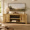 Meuble télé 70 po avec rangement, meuble télé pour téléviseur de 80 po ou moins, meuble télé en bois rustique avec tablettes réglables et prise de courant pour le salon, chêne