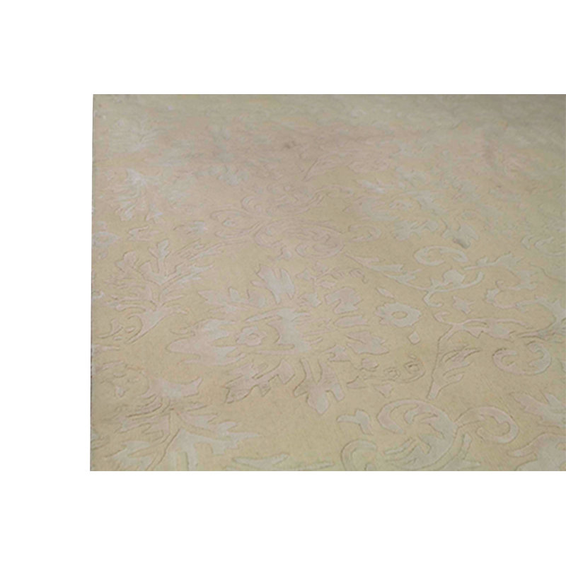 Floral Area Rug in Ivory