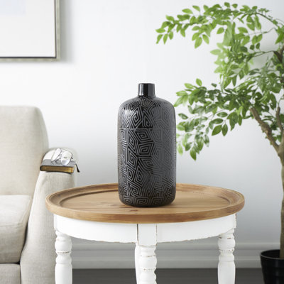 Avanthika Ceramic Table Vase