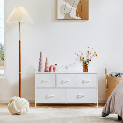 Commode pour chambre à coucher, rangement avec armoire de rangement à 5 tiroirs, armoire à vêtements pour petits vêtements, tiroir pour enfants, table de chevet pour chambre à coucher, salon, chambre de bébé, vestibule, brun rustique