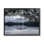 Arbres entourant le lac Hazy Mountainous Landscape par Kelly Sinclair - photographie