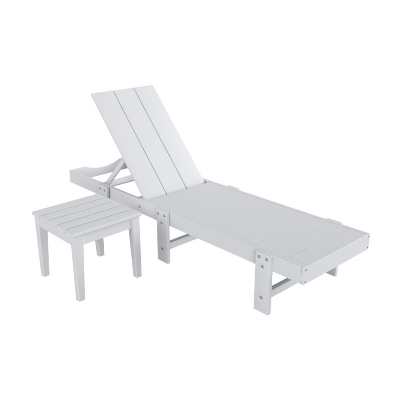Chaise longue inclinable 77,6 po en poly, Blanc