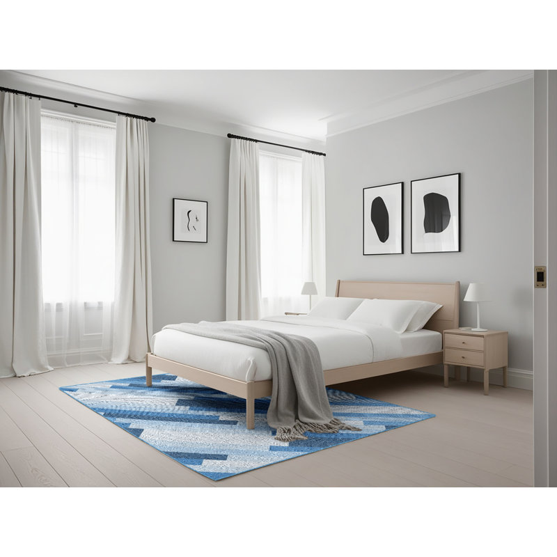 Tapis bleu/blanc à motifs, Rectangle 5 pi x 7 pi