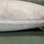 Coussin décoratif en peau de vache ombrée gris véritable Thomas Collection® 12 po x 20 po 16604A