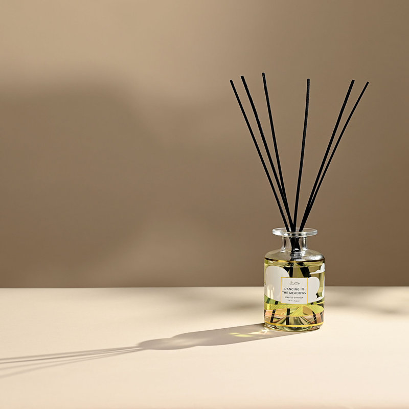 Reed Diffusers And Sticks, Fresh/Plant/Floral