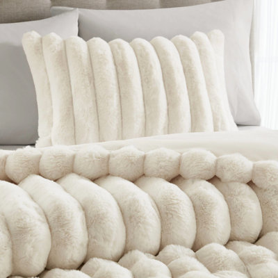 3 - Piece King Faux Fur Comforter , Ultra Soft Crystal Velvet, Down Alternative