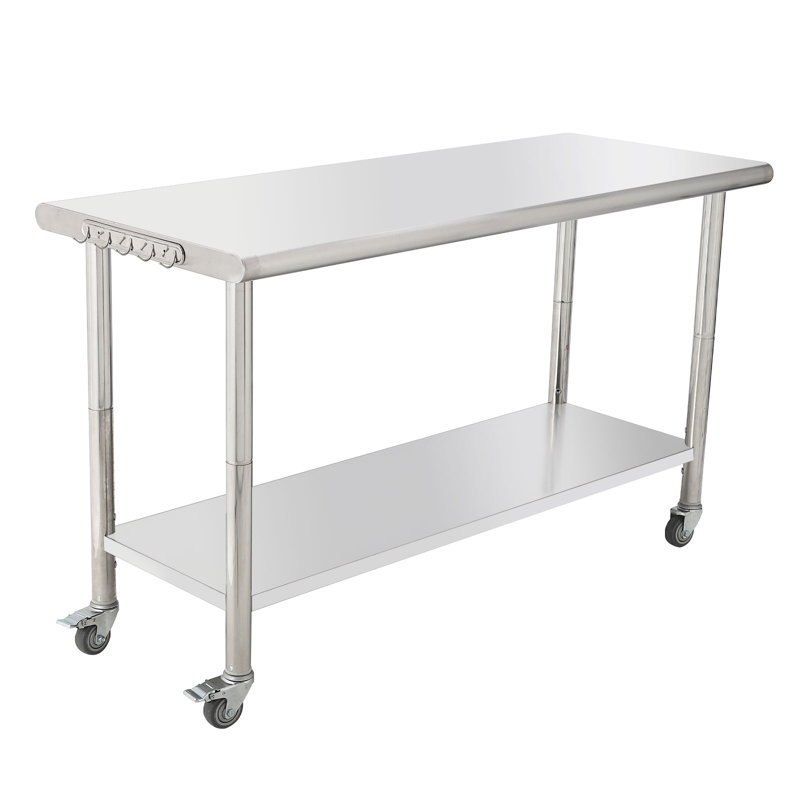 Table de préparation en acier inoxydable 60 po x 24 po x 35 po avec roulettes - Établi commercial à usage intensif avec crochets latéraux, tablette réglable en hauteur, freins verrouillables - pour le garage, l'extérieur et l'intérieur