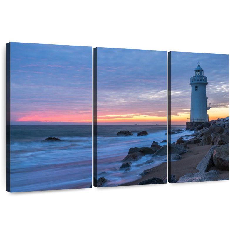 Lighthouse sunset landscape Aletra, H 24 po x l 38 po