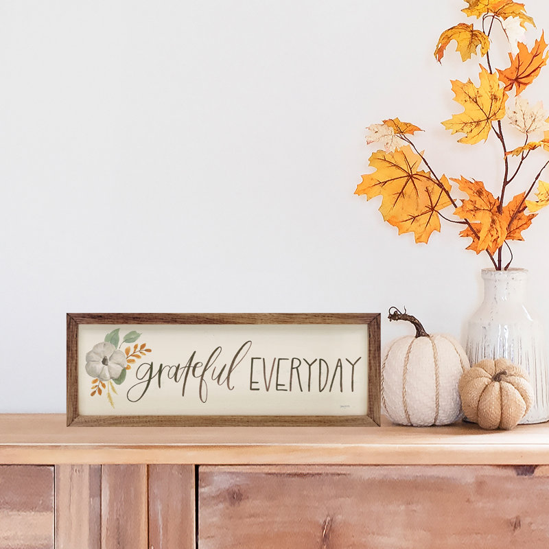 «Hello Pumpkin VIII Grateful» par Jenaya Jackson, H 4 po x l 12 po