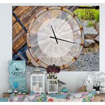 Horloge murale antique