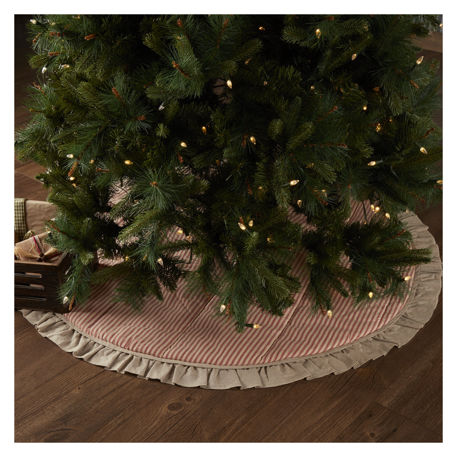 Sawyer Mill Cotton Tree Skirt, 48" H x 48" W