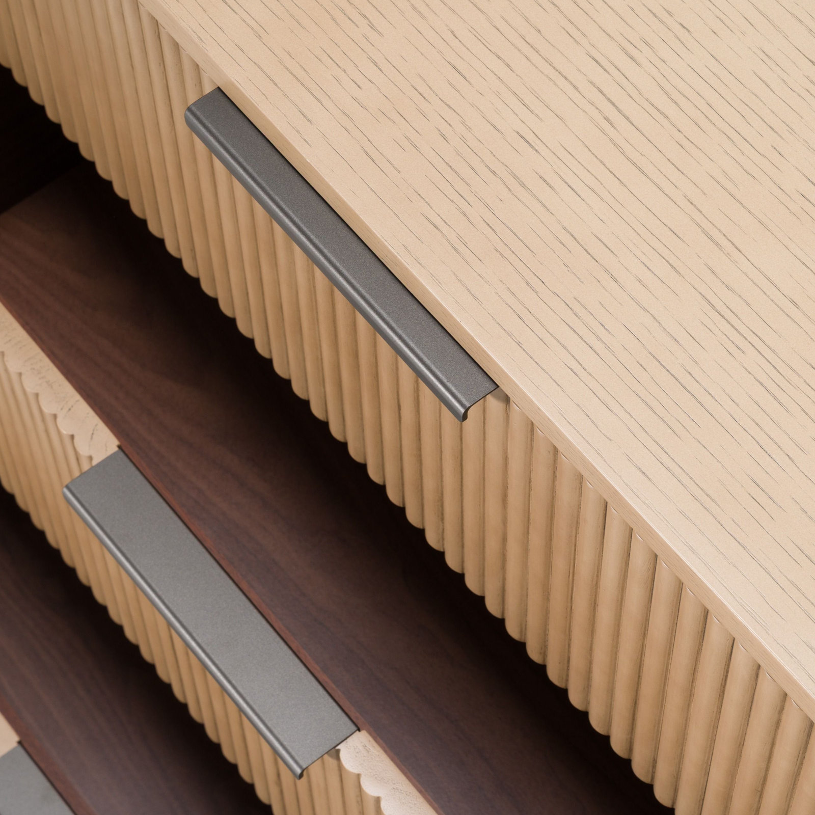 Akira 36" Oak Dresser, White Oak