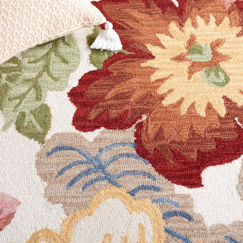 Ivory and Pink Floral Handmade Wool Area Rug, 5' x 8'