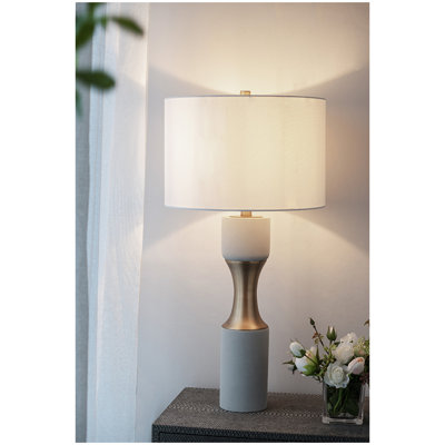 15 po x 15 po x 30 po avec lampe de table en métal