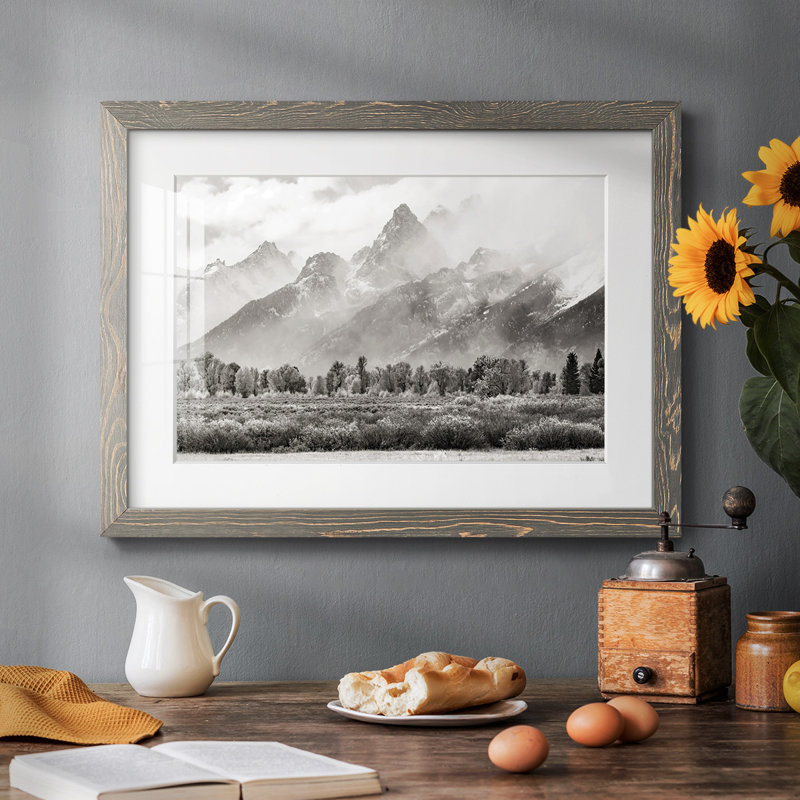 Chaîne Teton, H 22 po x l 32 po x P 1,5 po, Gris