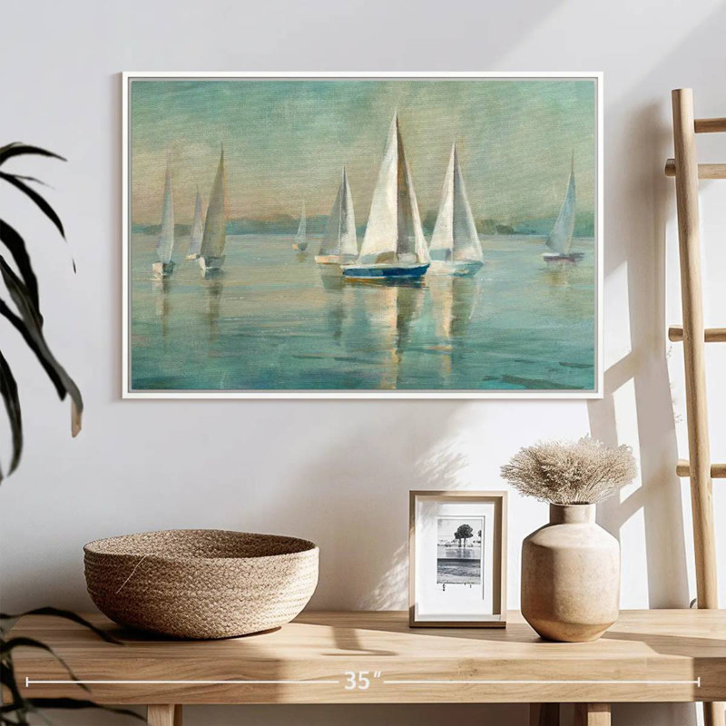Voiliers au lever du soleil, 25 po x 17 po, Cadre flottant blanc