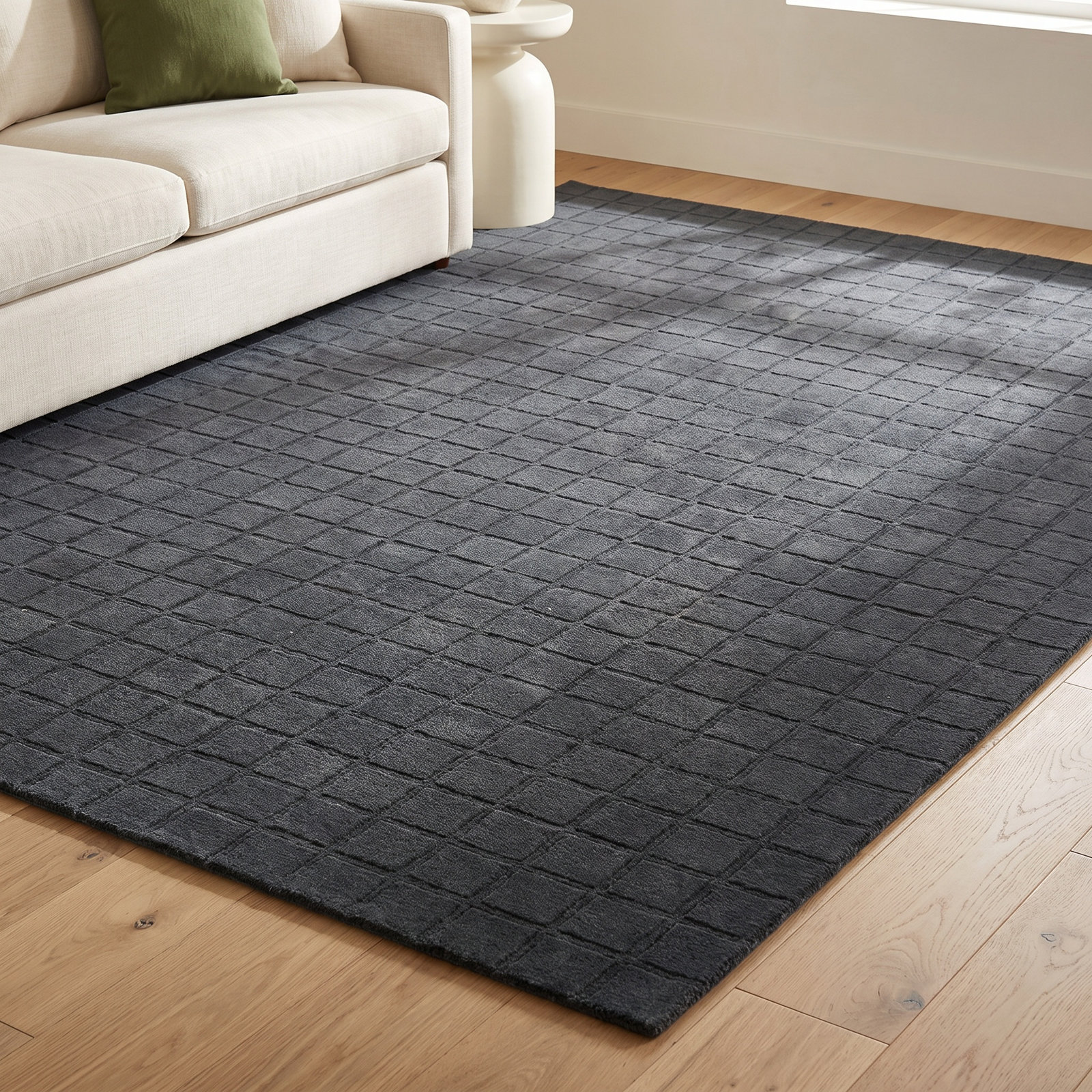Meile Navy Hand-Loomed Geometric Wool Rug, Rectangle 7'10" x 10'