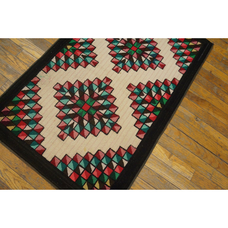 Small Scatter Size American Multicolor Hooked 1930s Wool Antique Rug