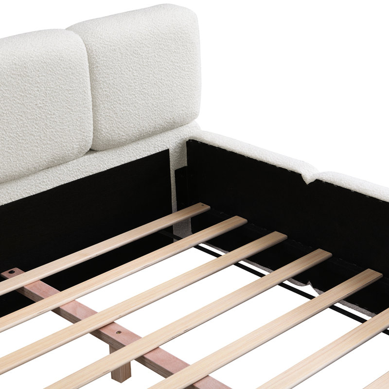 Lit plateforme tapissier Boucle, Très grand lit