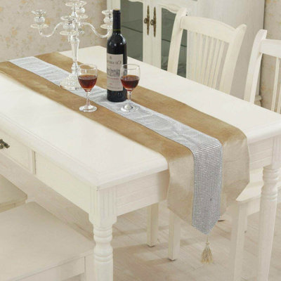 Strouse Modern Table Runner