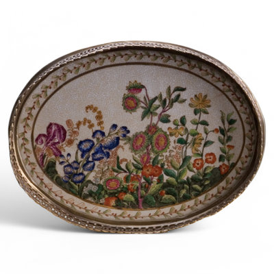 Plateau ovale en porcelaine avec brise bronze Ormolu Wild