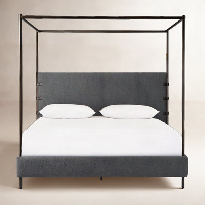 Malo Canopy Bed