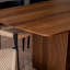Table de salle à manger en bois de pin massif - Surface spacieuse avec bords arrondis-30854397